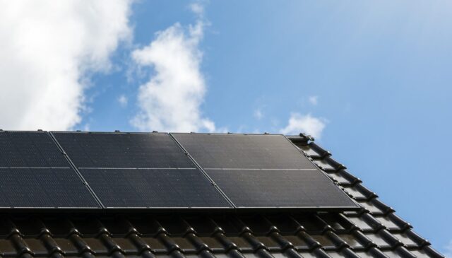 Featured image for “Comprehensive Guide to the Cost of Solar Panels”
